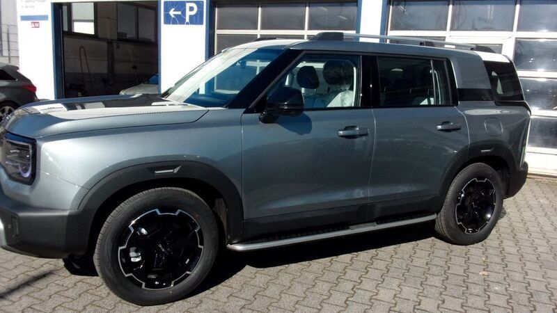 Gebraucht Baic BJ30 276 PS (202 kW) 2025 Grau SUV