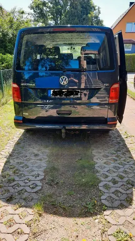 Gebraucht VW Multivan 150 PS (110 kW) 2017 Schwarz Van / Kleinbus