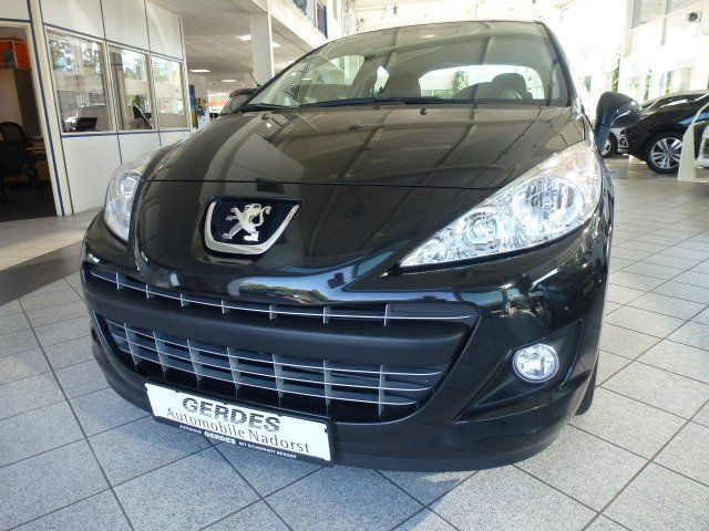 Gebraucht Peugeot 207 Filou 73 PS (53 kW) 2012 Schwarz metallic Kleinwagen