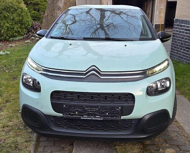 Gebraucht Citroën C3 83 PS (61 kW) 2018 Grün Kleinwagen