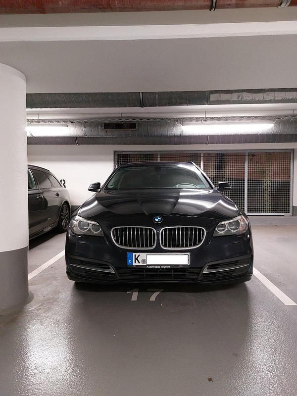 Second-hand BMW 518 2015 Albastru Break
