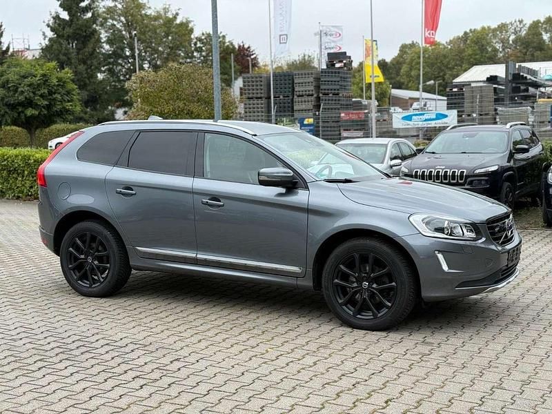Grau Gebraucht 2015 Volvo XC60 Summum SUV | 16.990 € (Fairer Preis) - Bild 1/2