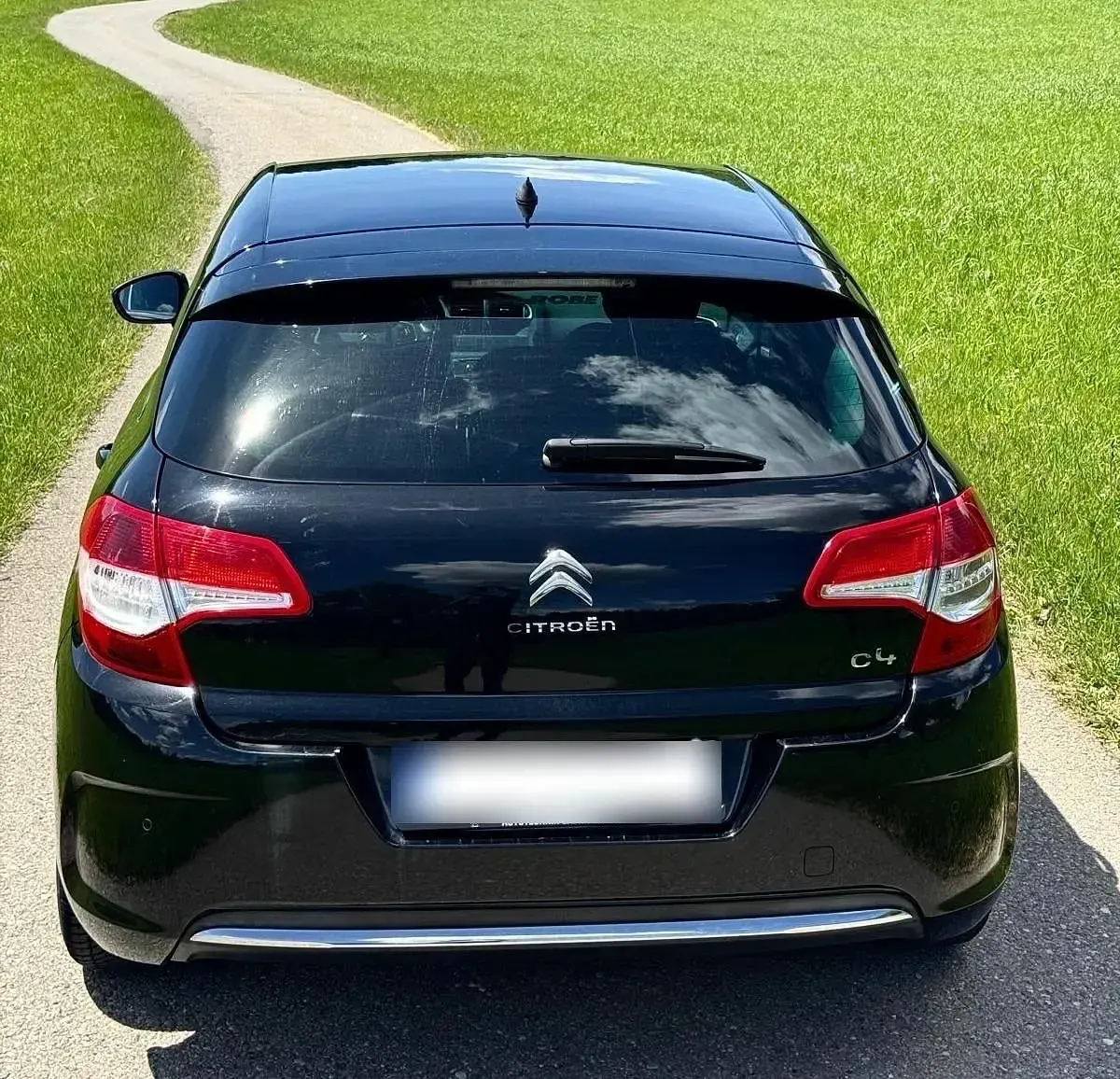Gebraucht Citroën C4 92 PS (67 kW) 2011 Schwarz Limousine