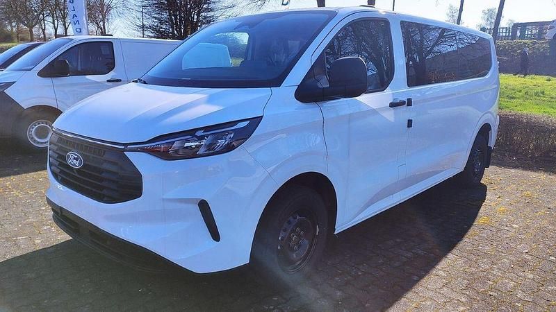 Neu Ford Transit Custom Trend 136 PS (100 kW) 2026 Frozen white  (pn3gz) weiß Kombi