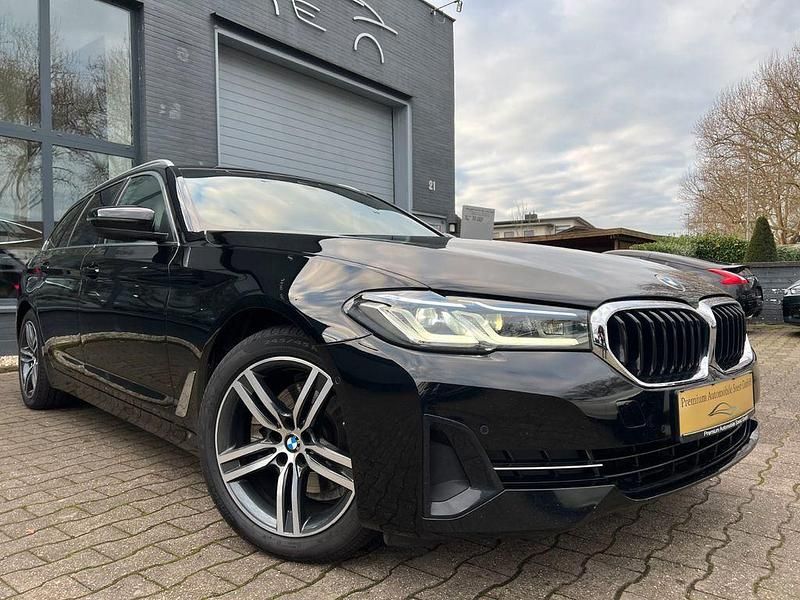 Gebraucht BMW 520 190 PS (139 kW) 2021 Schwarz Kombi