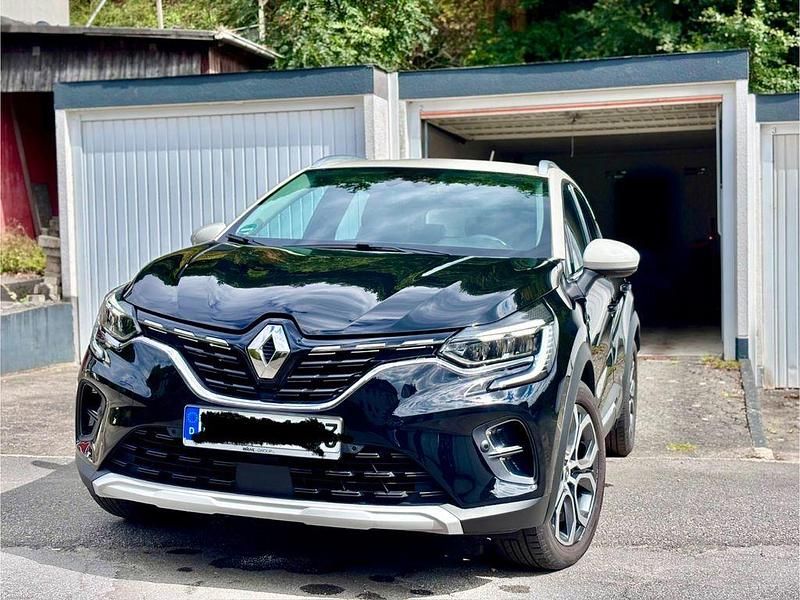 Schwarz Gebraucht 2021 Renault Captur Intens SUV | 18.500 € (Etwas zu teuer) - Bild 1/4