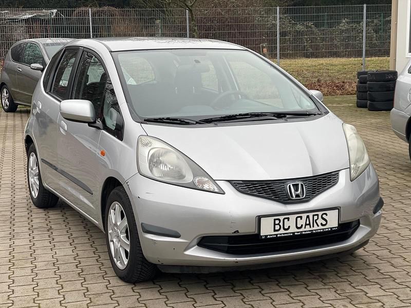 Gebraucht Honda Jazz 90 PS (66 kW) 2009 Silber Kleinwagen