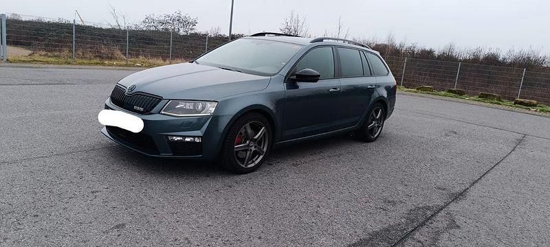 Gebraucht Skoda Octavia RS 184 PS (135 kW) 2016 Grau Kleinwagen