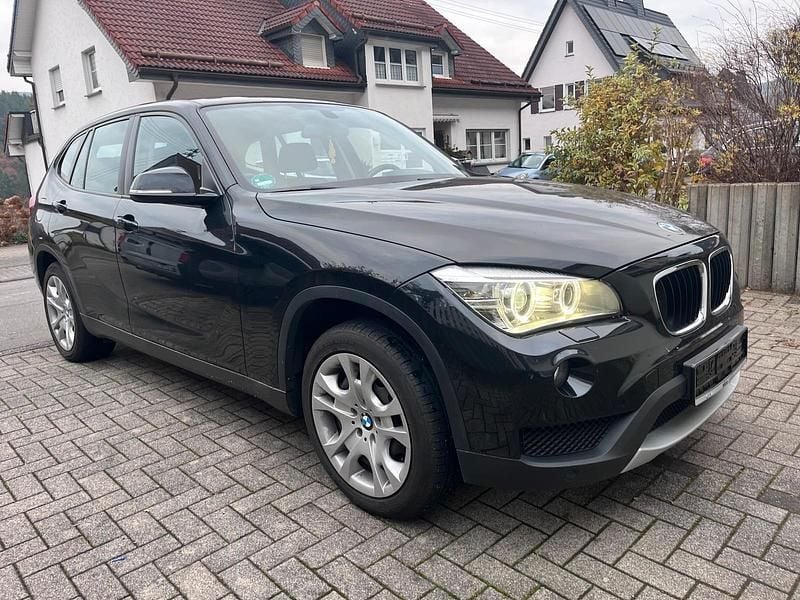 Schwarz Gebraucht 2013 BMW X1 SUV | 7.200 € (Superpreis) - Bild 1/4