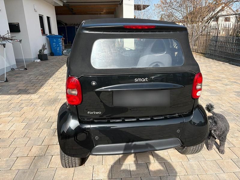 Gebraucht Smart ForTwo Cabrio 61 PS (44 kW) 2007 Schwarz Cabrio