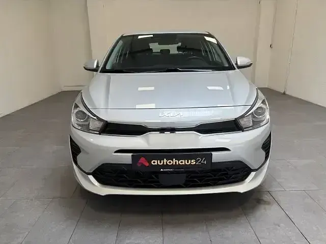 Gebraucht Kia Rio Vision 84 PS (61 kW) 2023 Silber Limousine