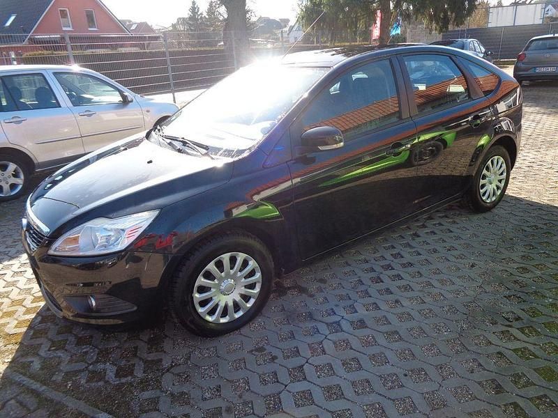 Usata Ford Focus 80 CV (58 kW) 2010 Nero Berlina