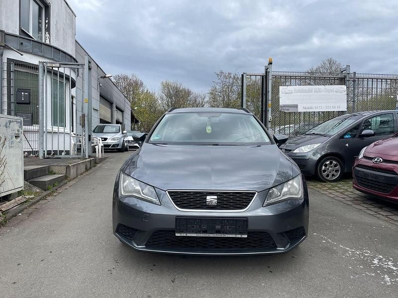 Used Seat Leon ST Reference 86 HP (63 kW) 2014 Grey Estate