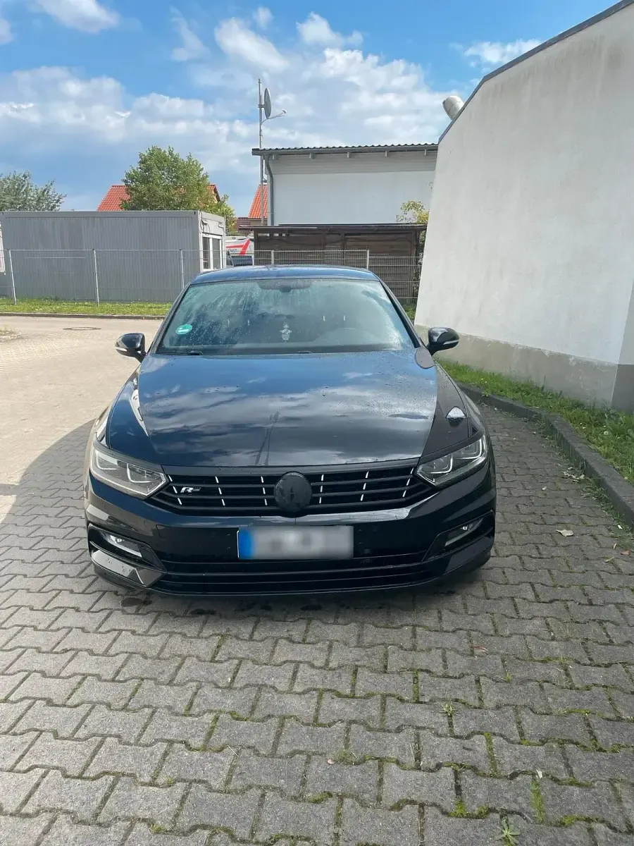 Gebraucht VW Passat R-line 179 PS (131 kW) 2015 Schwarz Limousine