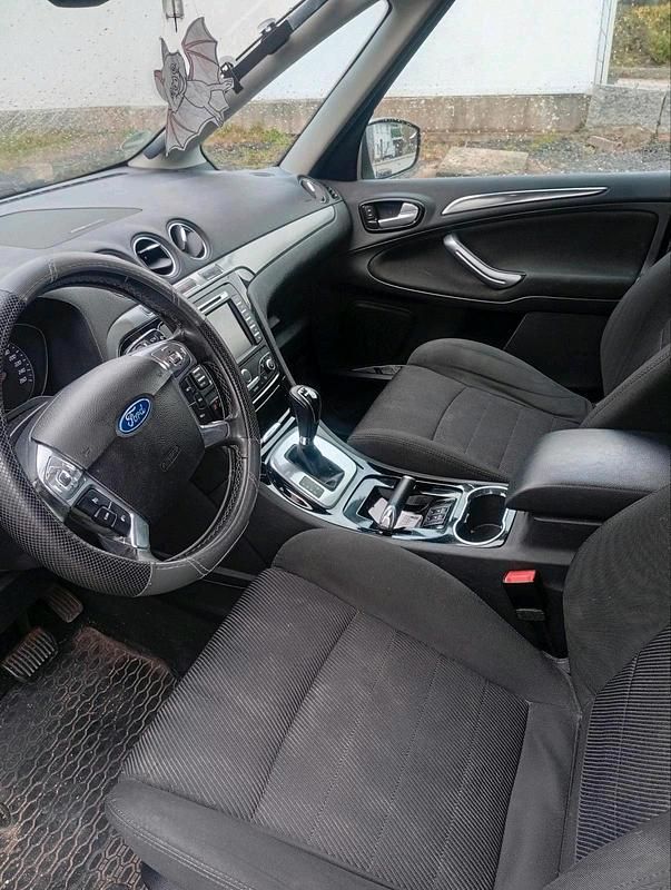 Gebraucht Ford Galaxy Titanium 140 PS (102 kW) 2011 Schwarz Van / Kleinbus