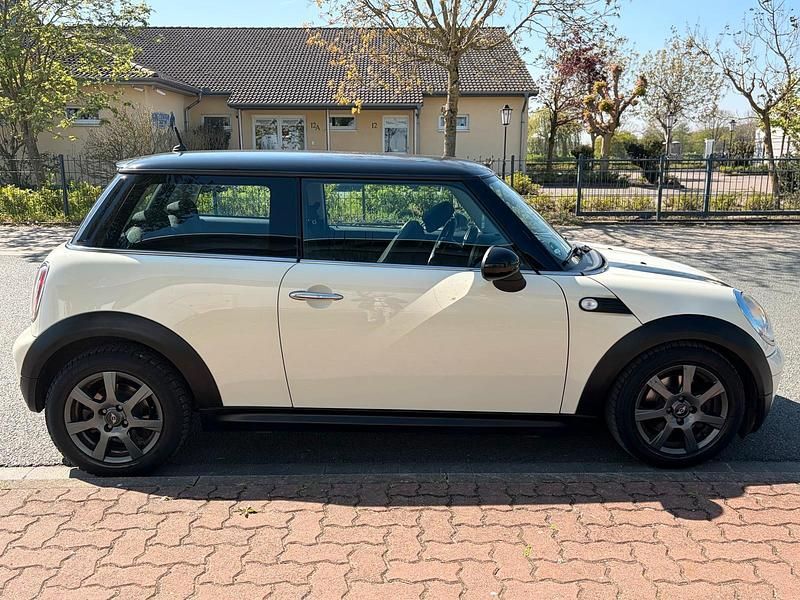 Gebraucht Mini Cooper Coupé 95 PS (69 kW) 2007 Weiß Coupé