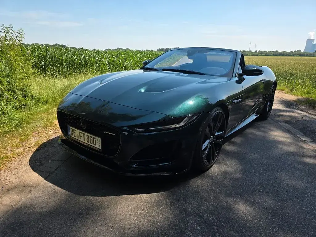 Gebraucht Jaguar F-Type R-Dynamic 300 PS (220 kW) 2024 Grün Cabrio