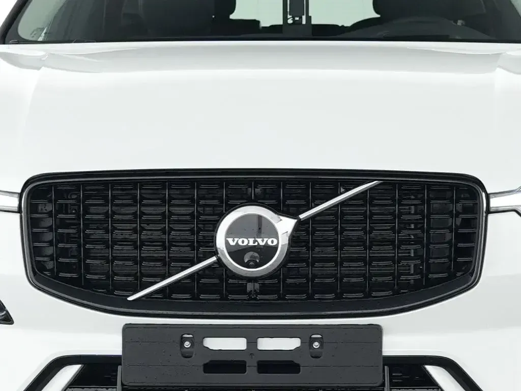 Gebraucht Volvo XC60 Plus 398 PS (292 kW) 2025 Weiss SUV