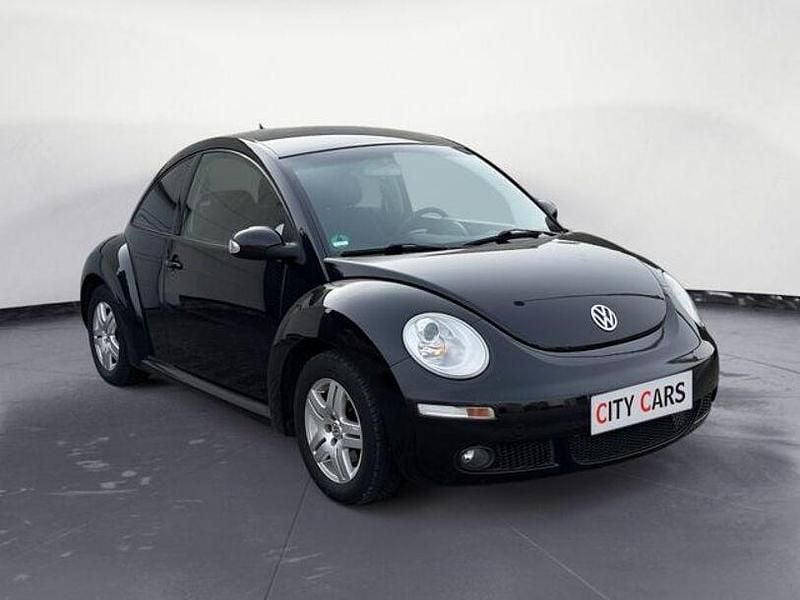 Gebraucht VW New Beetle 102 PS (75 kW) 2009 Schwarz Kleinwagen
