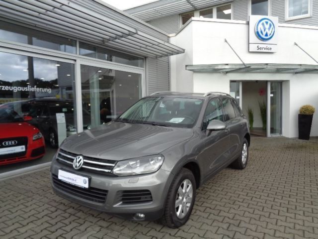 Gebraucht VW Touareg 245 PS (180 kW) 2012 Grau metallic SUV