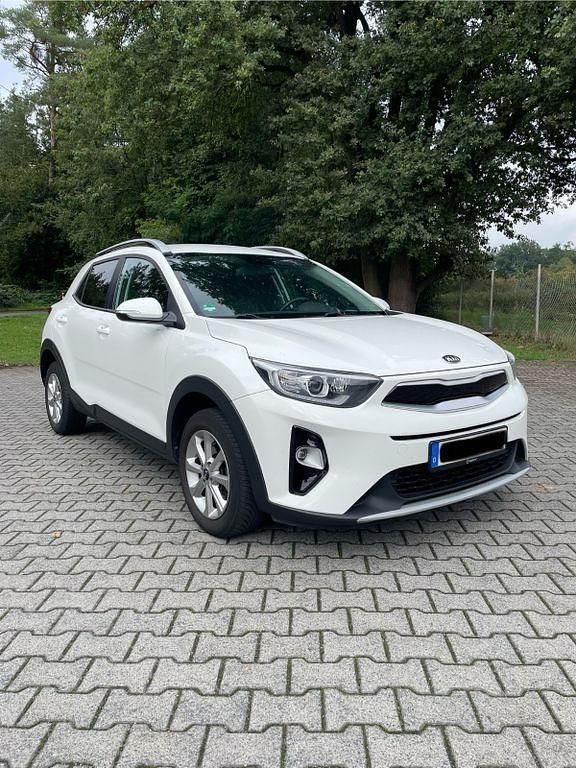 Gebraucht Kia Stonic Vision 84 PS (61 kW) 2019 Weiß SUV
