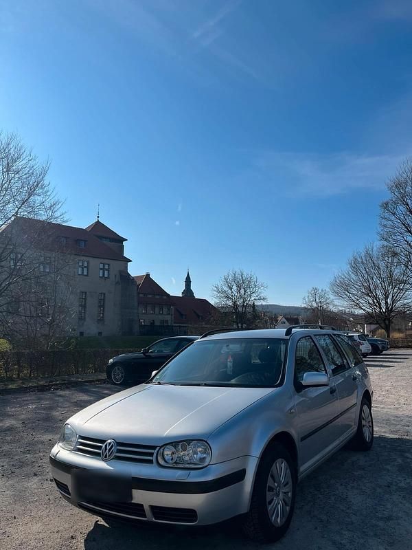 Gebraucht VW Golf IV 101 PS (74 kW) 2003 Silber Kombi