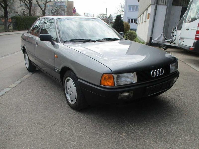 Gebraucht Audi 80 111 PS (81 kW) 1990 Grau Limousine