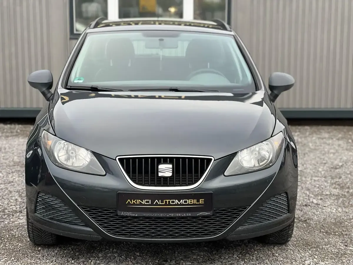 Gebraucht Seat Ibiza ST Reference 69 PS (50 kW) 2011 Grau Kombi