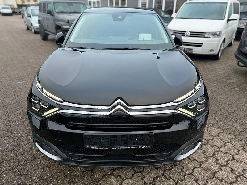 Gebraucht Citroën C4 131 PS (96 kW) 2023 Schwarz SUV