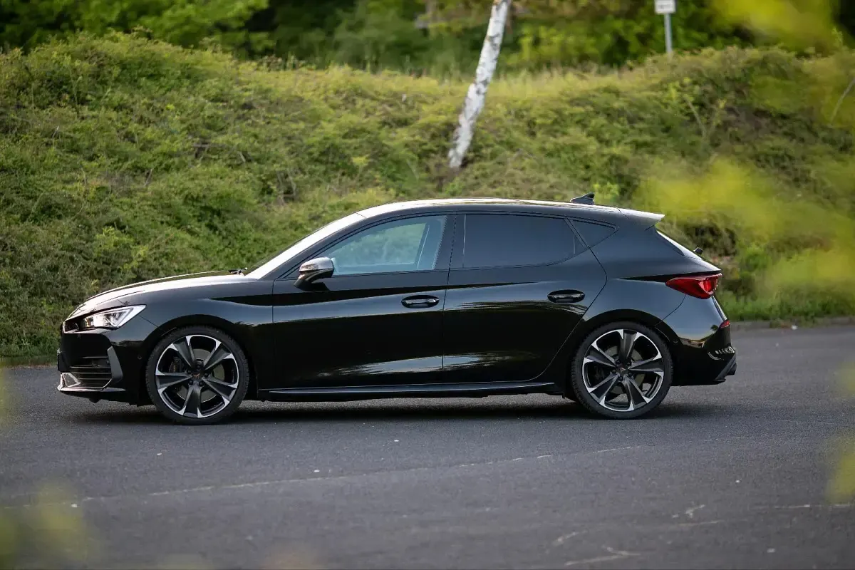Gebraucht Cupra Leon VZ 385 PS (283 kW) 2022 Schwarz Limousine