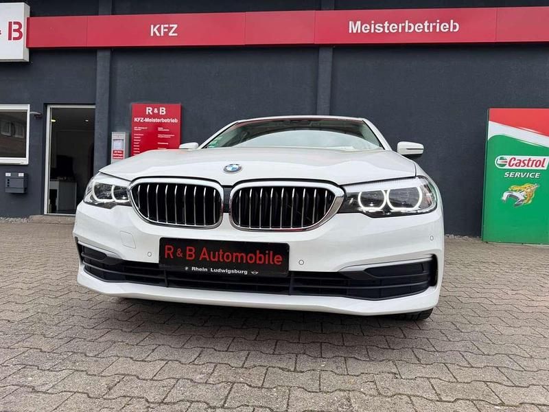 Gebraucht BMW 520 Performance 190 PS (139 kW) 2018 Weiß Limousine
