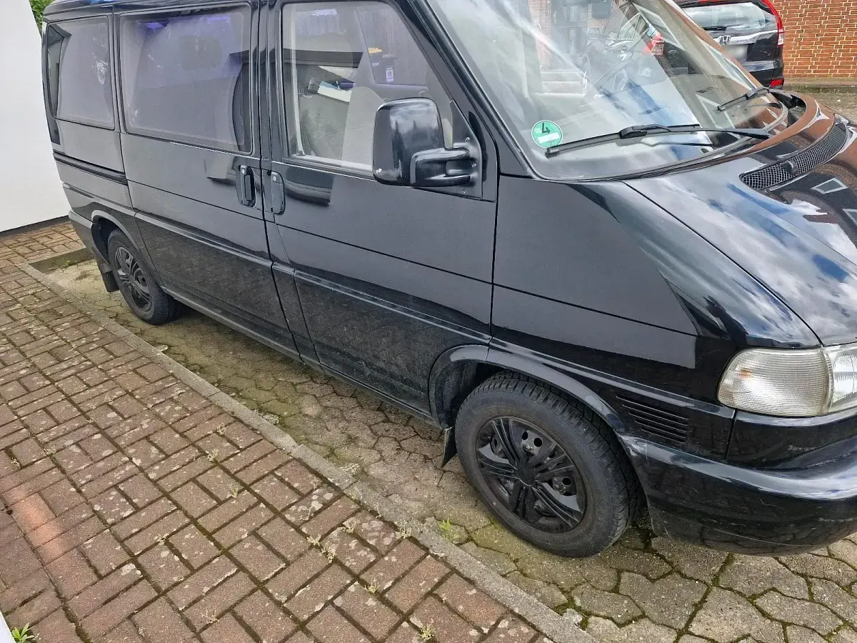 Gebraucht VW Multivan 140 PS (102 kW) 1998 Schwarz Van / Kleinbus