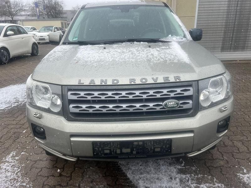 Silber Gebraucht 2011 Land Rover Freelander 2 S SUV | 5.999 € (Guter Preis) - Bild 1/4