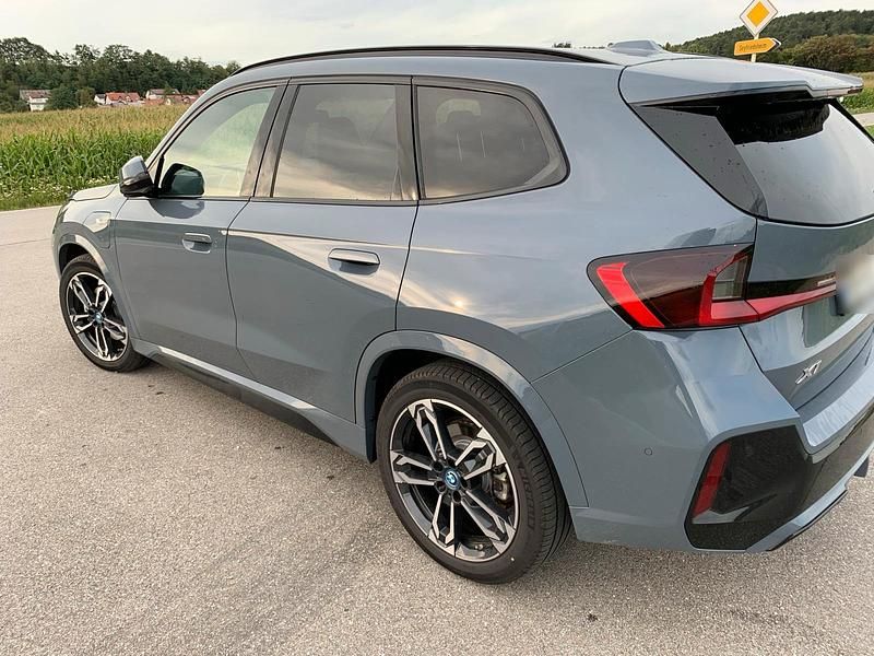 Używany BMW X1 170 KM (125 kW) 2022 Szary SUV