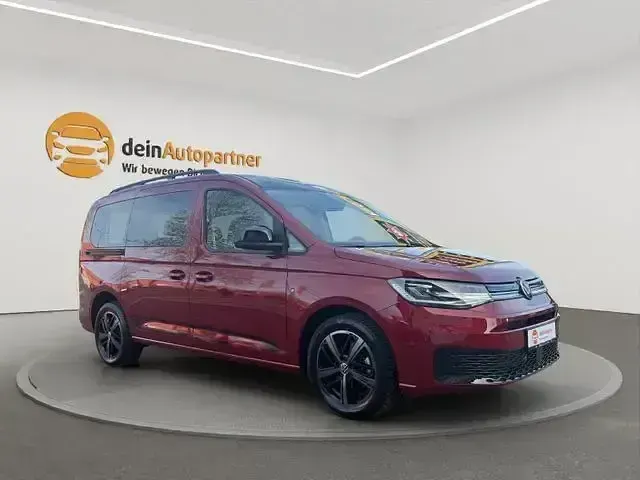 Używany VW Caddy Maxi Edition 122 KM (89 kW) 2025 Czerwony Minivan