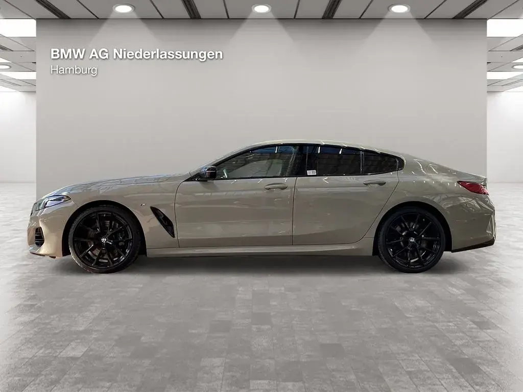 Gebraucht BMW M850 Sport Line 530 PS (389 kW) 2023 Gold Coupé