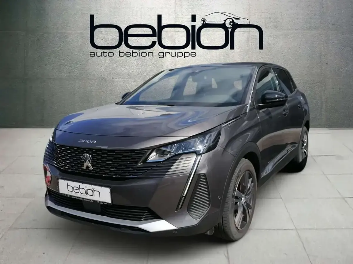 Gebraucht Peugeot 3008 Allure 136 PS (100 kW) 2024 Limousine