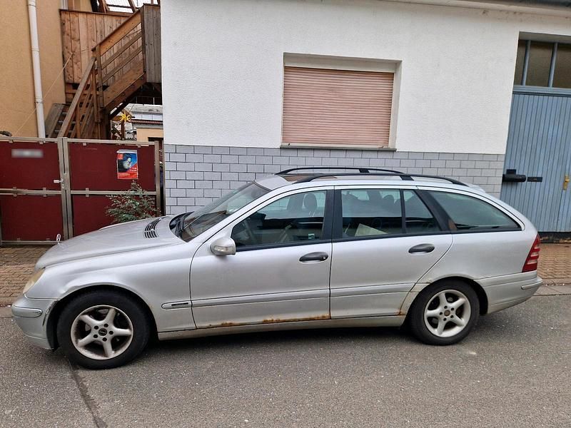 Gebraucht Mercedes 200 2002 Kombi