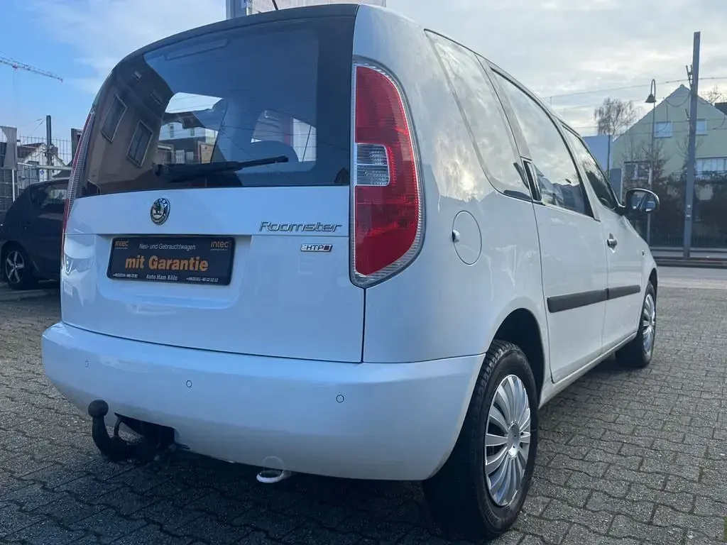 Gebraucht Skoda Roomster Plus Edition 69 PS (50 kW) 2010 Weiß Van / Kleinbus