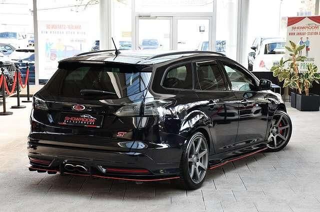 Gebraucht Ford Focus ST 250 PS (183 kW) 2012 Schwarz Kombi
