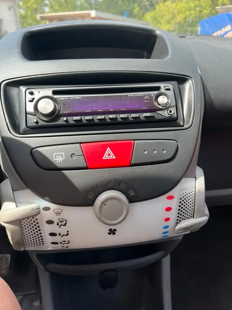 Gebraucht Citroën C1 70 PS (51 kW) 2008 Kleinwagen