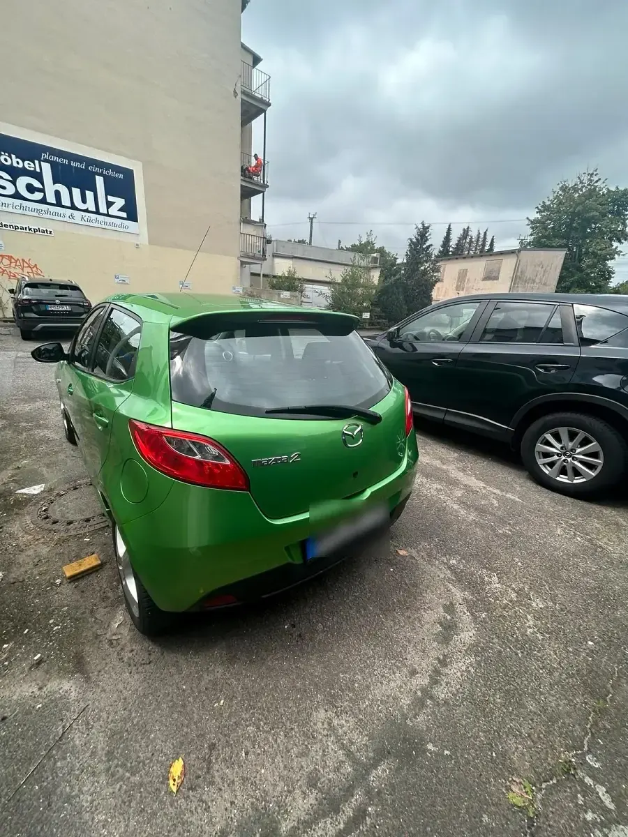 Gebraucht Mazda 2 86 PS (63 kW) 2008 Grün Kleinwagen