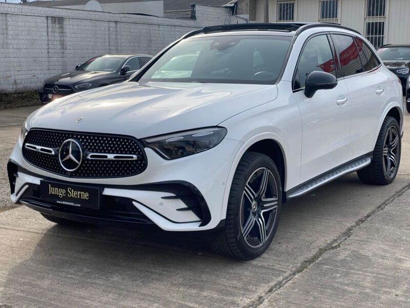 Weiß Gebraucht 2023 Mercedes GLC300 AMG SUV | 62.880 € (Fairer Preis) - Bild 1/4