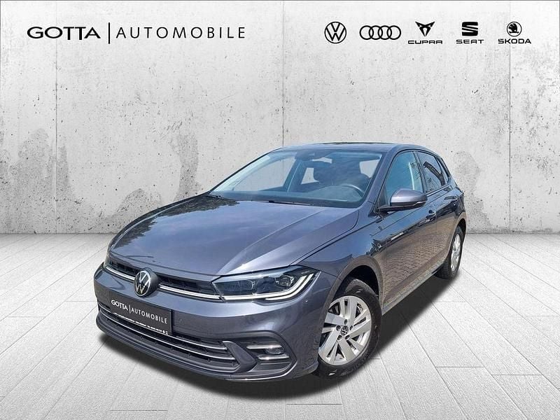 Grau Gebraucht 2023 VW Polo Style Limousine | 21.950 € (Etwas zu teuer) - Bild 1/4