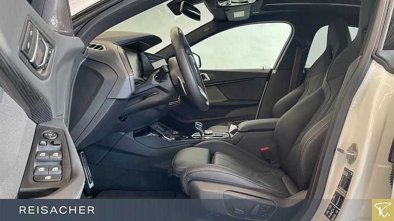Gebraucht BMW M235 Performance 301 PS (221 kW) 2025 Alpinweiß uni Coupé