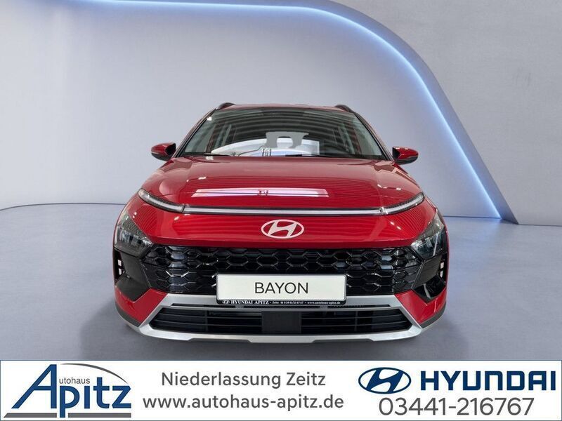 Neu Hyundai Bayon Trend 101 PS (74 kW) 2025 Rot SUV