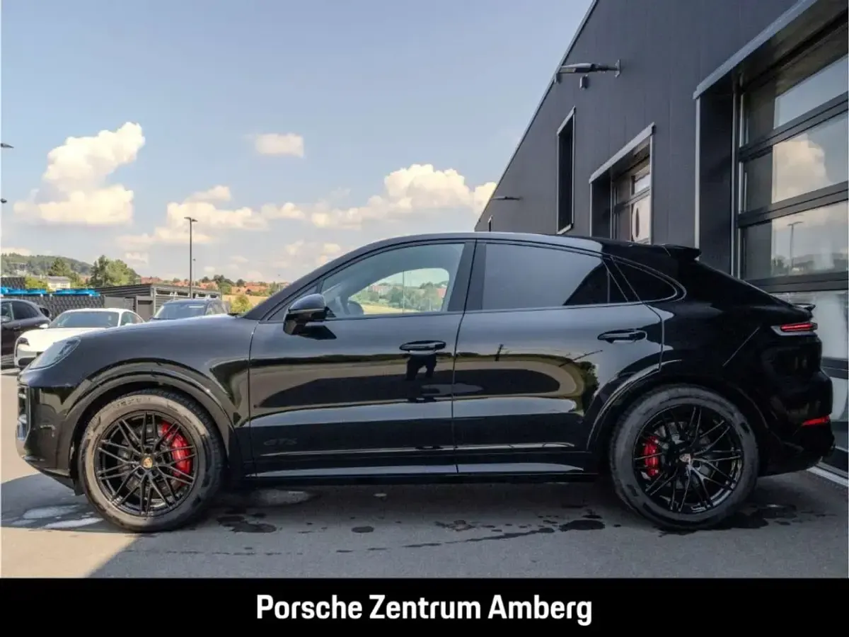 Gebraucht Porsche Cayenne Coupe GTS 500 PS (367 kW) 2025 Schwarz SUV