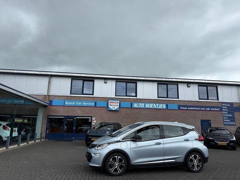 Blau Gebraucht 2018 Opel Ampera Executive Kleinwagen | 10.450 € (Etwas zu teuer) - Bild 1/4