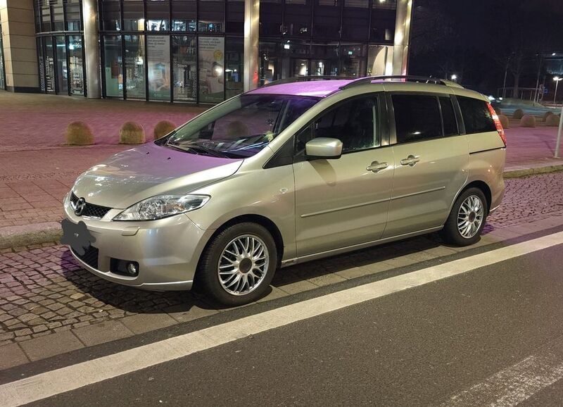 Silber Gebraucht 2007 Mazda 5 Van / Kleinbus | 2.199 € (Guter Preis) - Bild 1/4