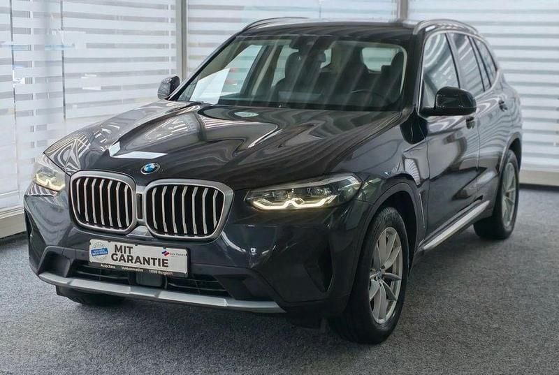 Gebraucht BMW X3 Sport Line 190 PS (139 kW) 2023 Grau SUV